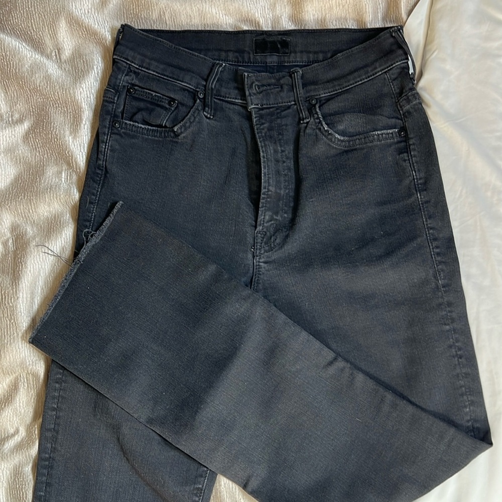 Mother denim crop step fray – not guilty